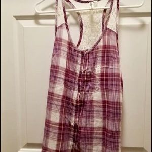 Women’s Tank Top Size Medium